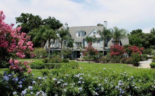 Mount Dora (FL) United States Promo Code Agoda.com