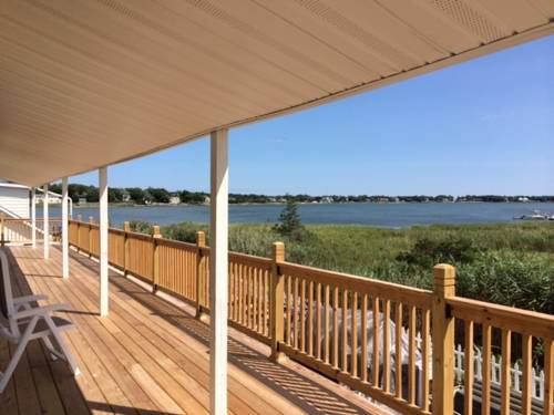 Hampton Bays ( New York) United States Promo Code Booking.com