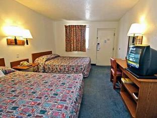 Topeka (KS) United States Hotels