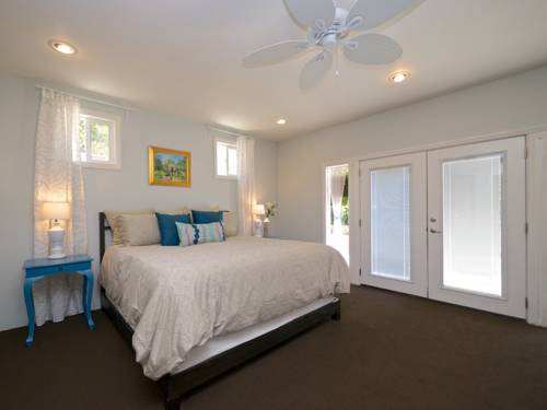 Altadena (California) United States Promo Code Booking.com