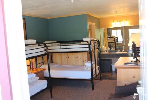 Lone Pine (CA) United States Promo Code Agoda.com