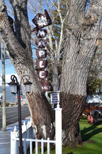 Bridgeport (California) United States Hotel