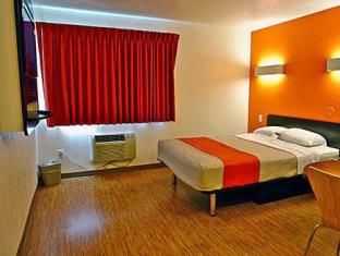 Cleburne (TX) United States Hotels