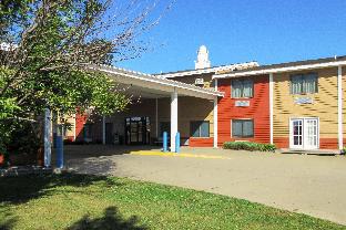 Redwood Falls (MN) United States Hotels
