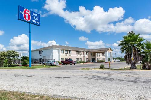 Weimar (TX) United States Promo Code Agoda.com