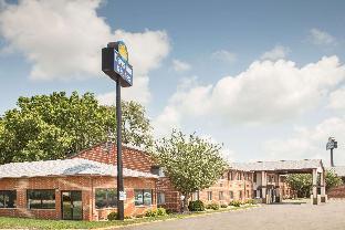 Waterloo (IA) United States Hotels