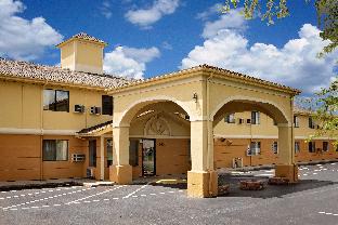 Muncie (IN) United States Promo Code Agoda.com