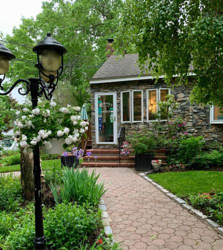 Hampton Bays (NY) United States Promo Code Agoda.com