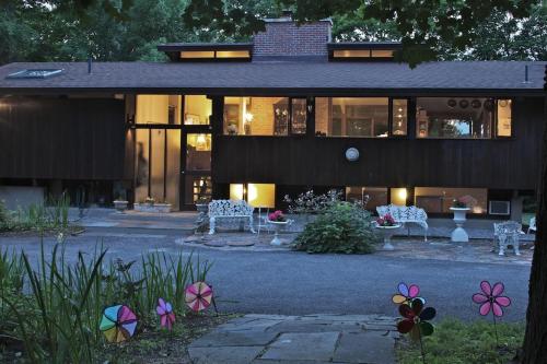 Stockbridge (MA) United States Promo Code Agoda.com