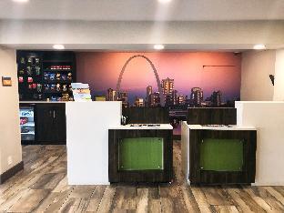 Hazelwood (MO) United States Promo Code Agoda.com