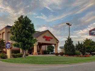 Manhattan (KS) United States Hotels