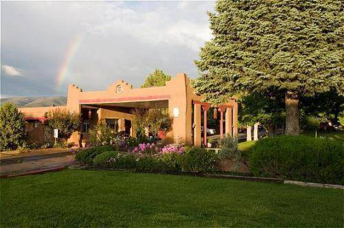 Taos (New Mexico) United States Hotel