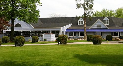 Sturgeon Bay (WI) United States Hotels