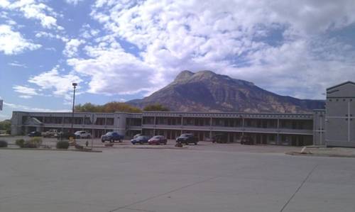 Parachute (Colorado) United States Hotel