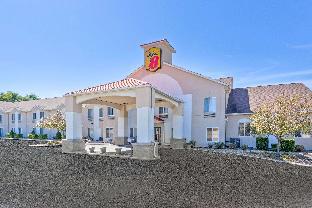 Cloverdale (IN) United States Hotels